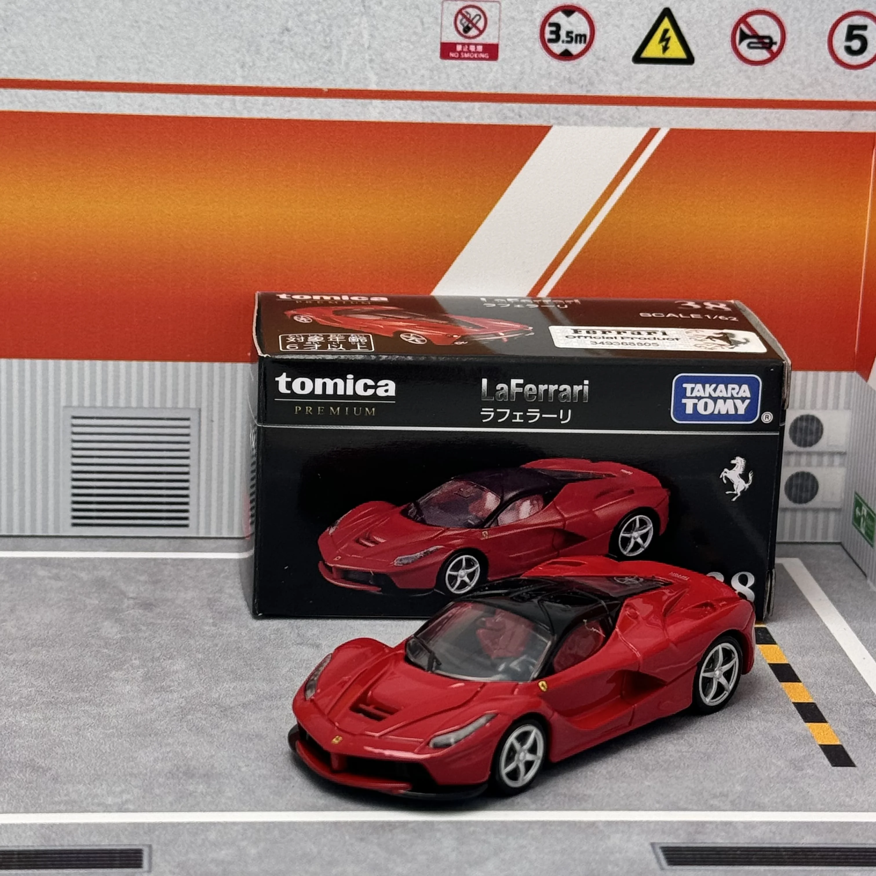 Фото Takara Tomy Tomica Premium 38 LaFerrari Mini Cars Hot Pop 1:64 Автомобиль из сплава, игрушки, литая под давлением металлическая модель для детей №3