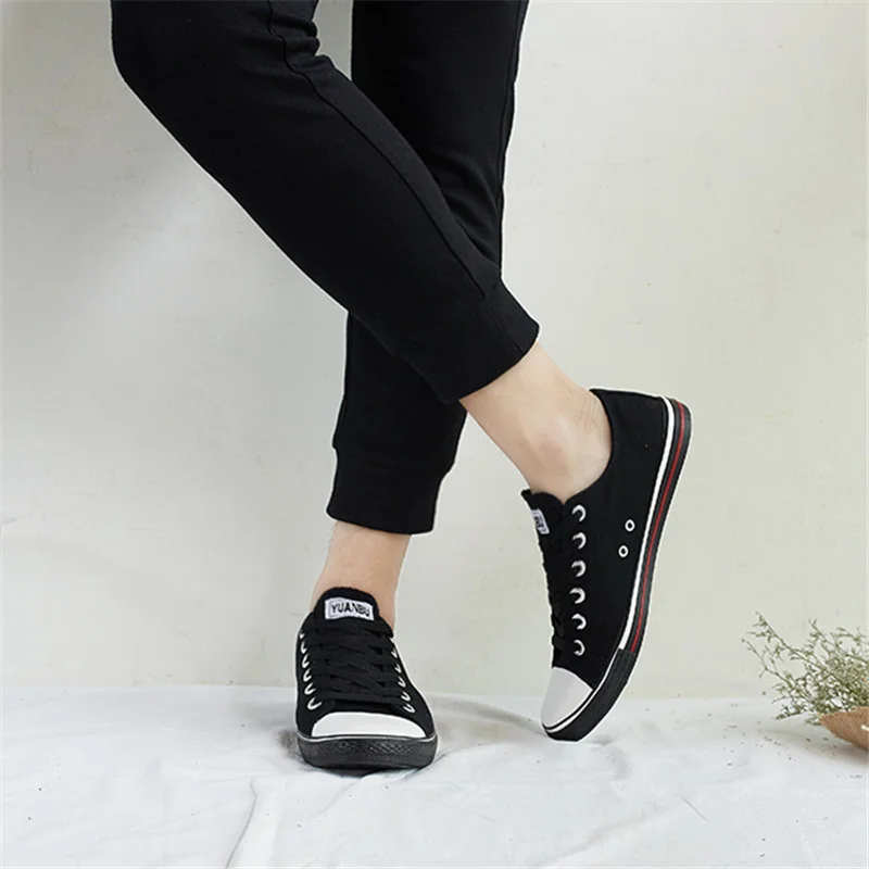

Flat Canvas Shoe Men Sneakers Casual Shoes Male White Sneakers Man Classic Breathable Comfortable Shoes Sepatu Fashion Boy Flats