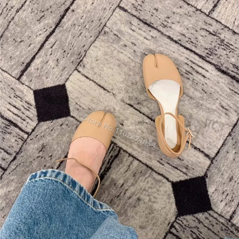 Tabi Shoes for Women 2023 Summer Split Toe Lady Shallow Sandals Horseshoe Flats One Strap Mary Janes Ankle Buckle Strap Sandals