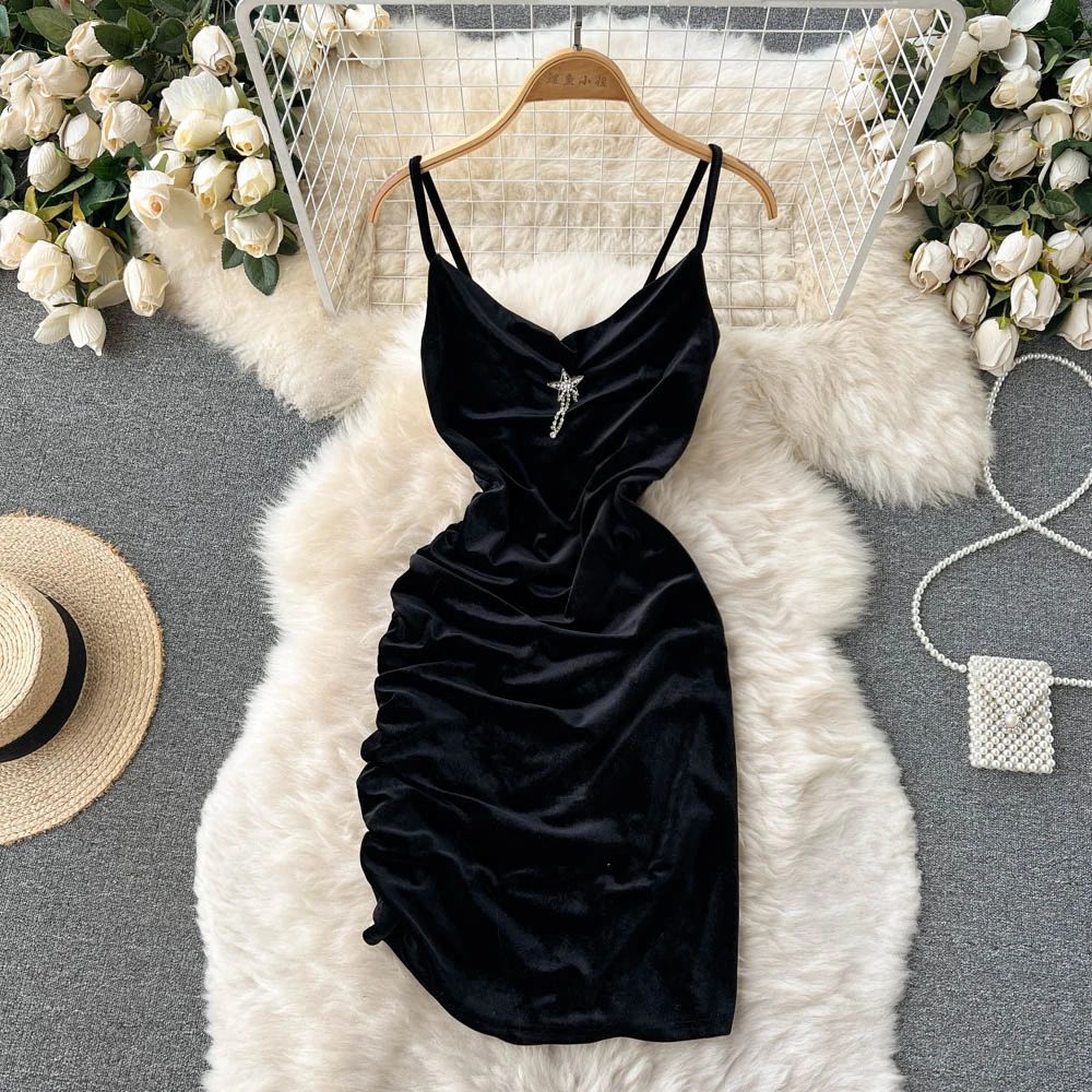 

Irregular fold foreign style 2022 summer suspender sexy black hip wrapped velvet dress with slim waist and small black Dress