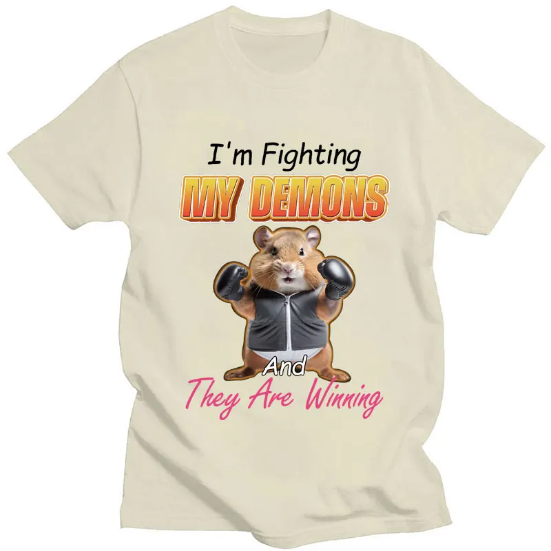 Футболка с изображением хомяка из м/ф Я сражаюсь моими демонами и победителями