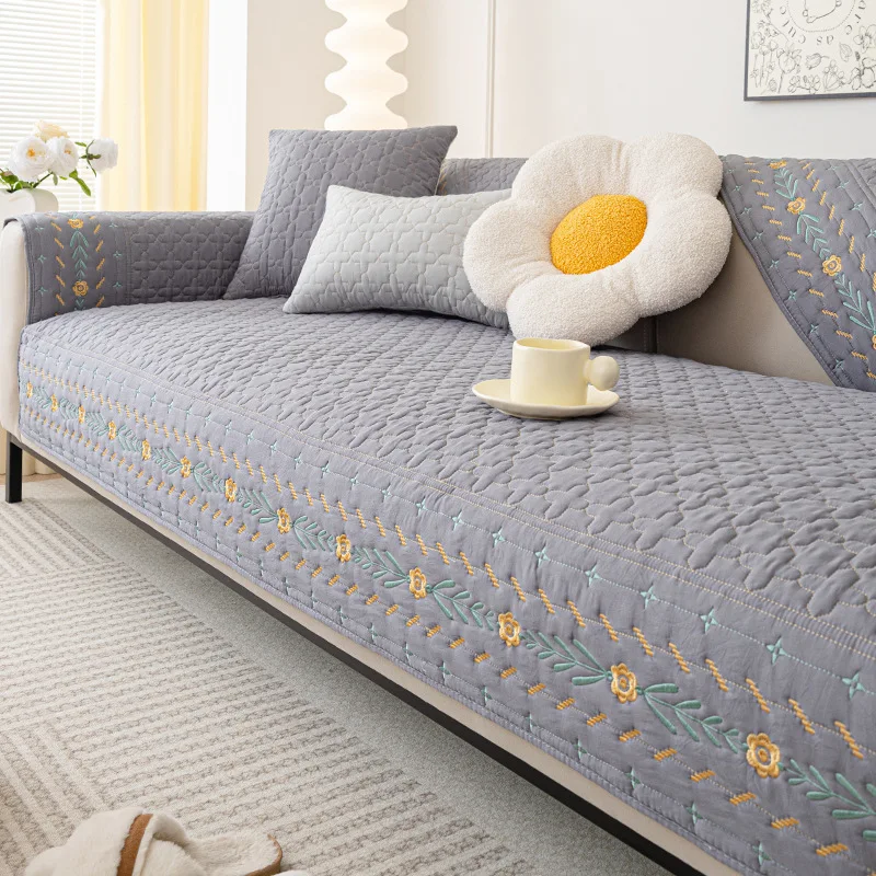 

Quilted Sofa Towel Universal Non-slip Sofa Cushion Couch Cover Cotton Embroidery Flower Sofa Slipcover Furniture Protector