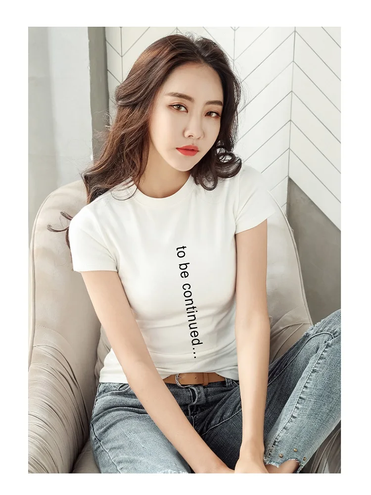 

Women's Round Neck Letters Embroidered Fashion Short Sleeves Sweater