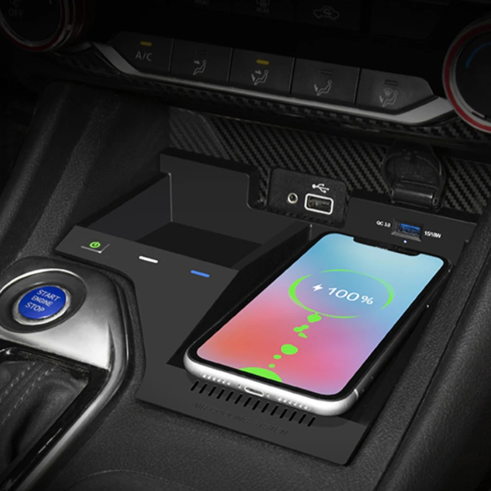 

15W Qi Wireless Charger for Nissan Sylphy Sentra 2020 2021 Special mobile phone charging plate car accessories