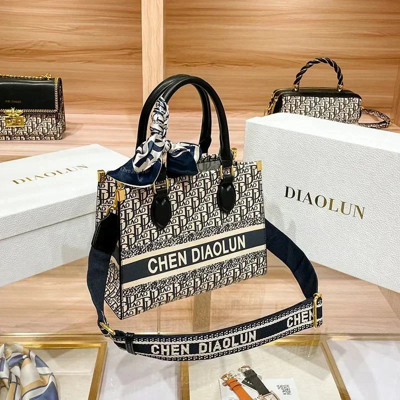 Вместительные повседневные сумки-тоуты с вышивкой высококачественные