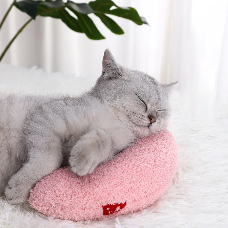 

Cat Toy Pillow U-shaped Protection Cervical Deep Sleep Pet Pillow Puppy Cat Pillow Pet Supplies