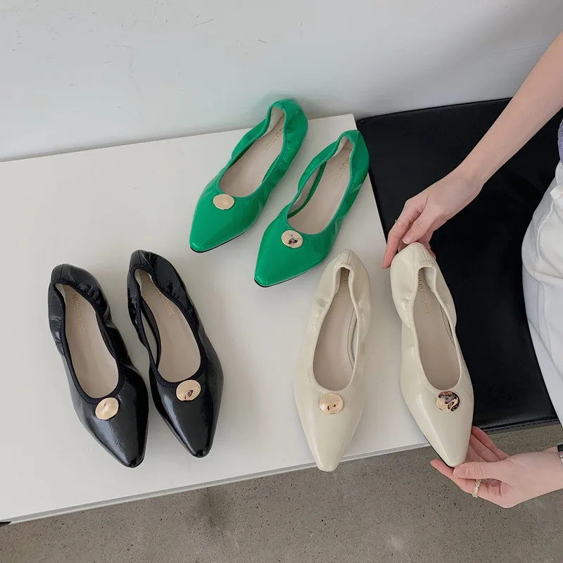 

Туфли из искусственной кожи на резиновой подошве