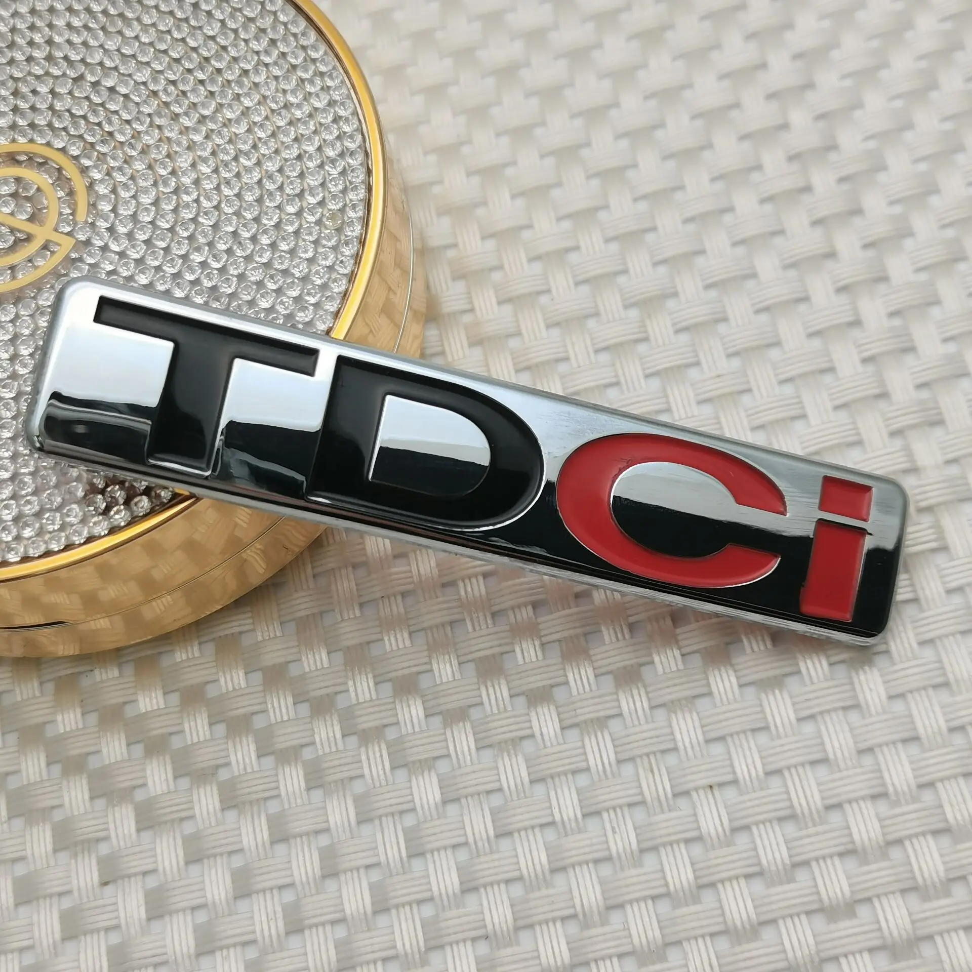 

TDCI Автомобильный задний багажник кузова наклейка значок для Jiang Ling Ford самоклеящаяся лента