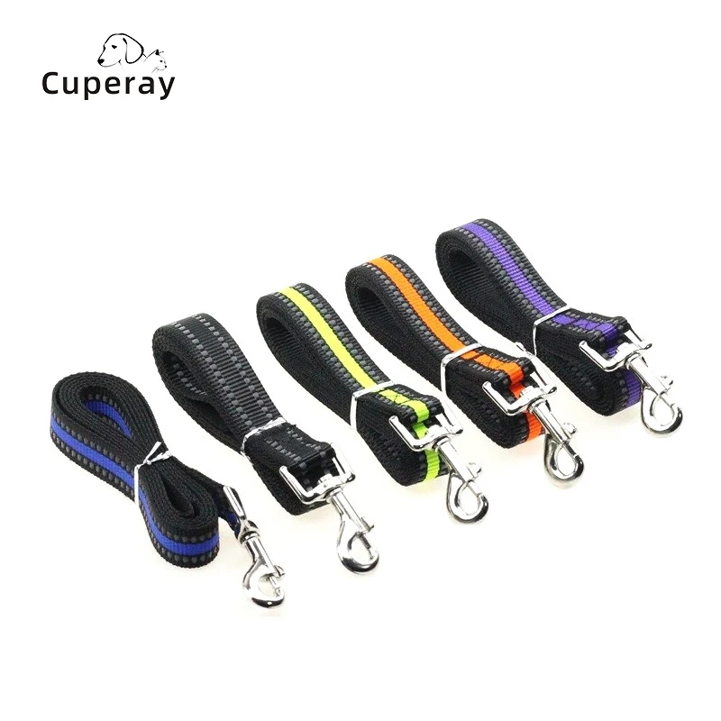 

Medium and Large Dog Leash Night Reflective Nylon Dog Leash for Dog Walking and Training Pet Supplies Wear-resistant and Durable