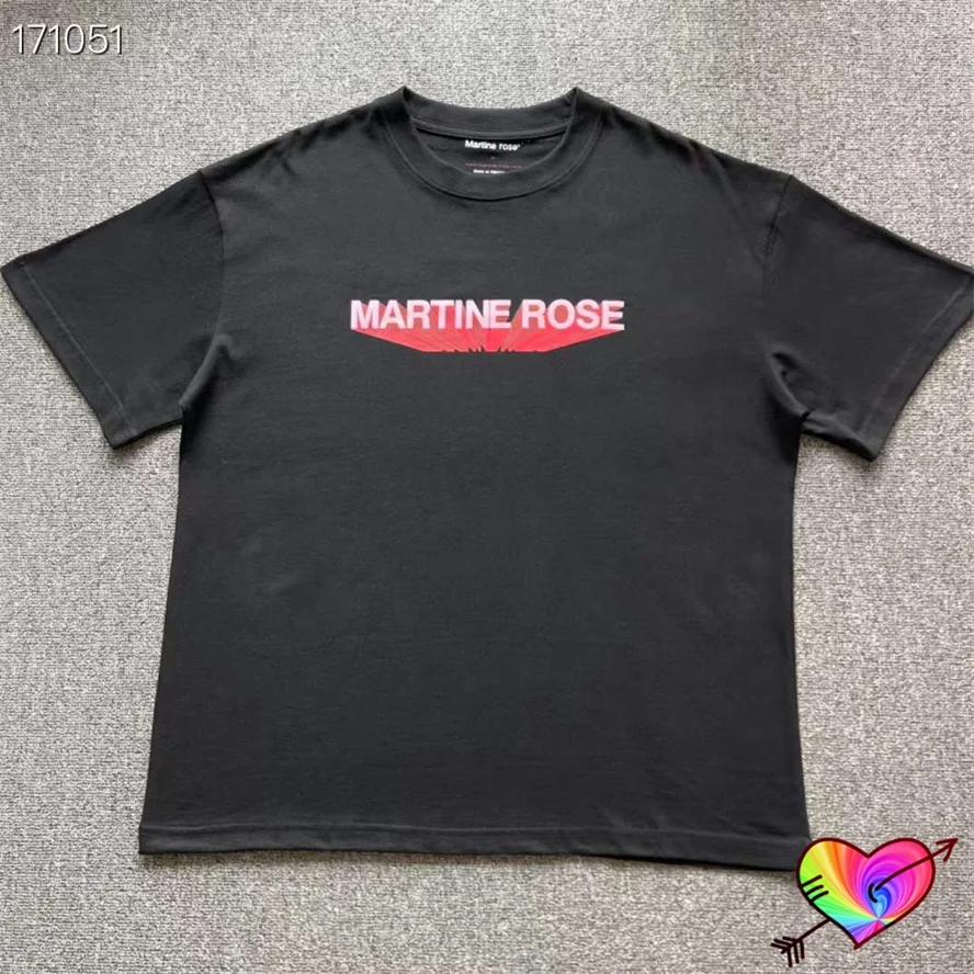 

Мужская и женская футболка с логотипом Красной Мартина розы, черная футболка в масштабе 1:1, футболка с двойным графическим принтом роз, топы большого размера с коротким рукавом, 2023