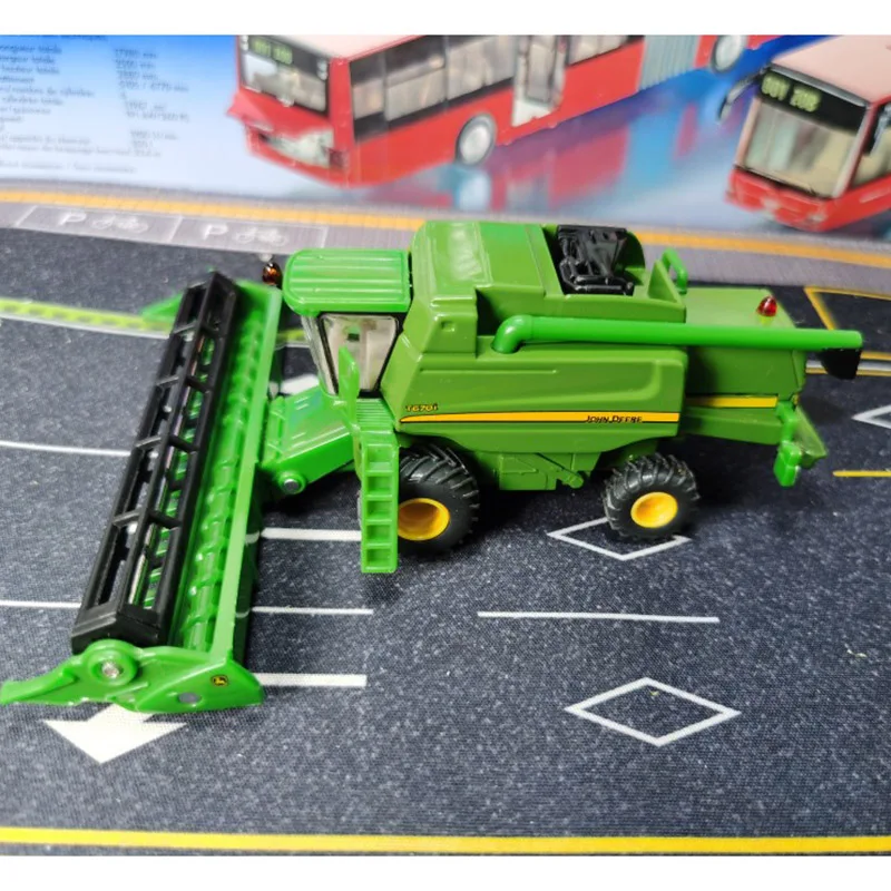 

Отлитый под давлением в масштабе 1:87 немецкий грузовик для транспортировки Siku1847 Коллекционная модель из сплава сувенирные украшения для демонстрации автомобиля игрушка