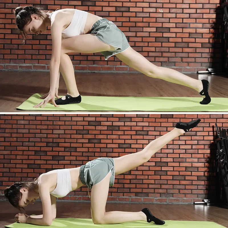 Нескользящие силиконовые носки для пилатеса утепленные спортивные спортзала