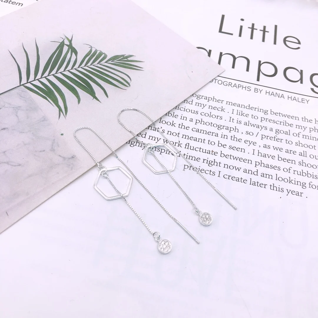 

The new ear line is on the line, style remarks
