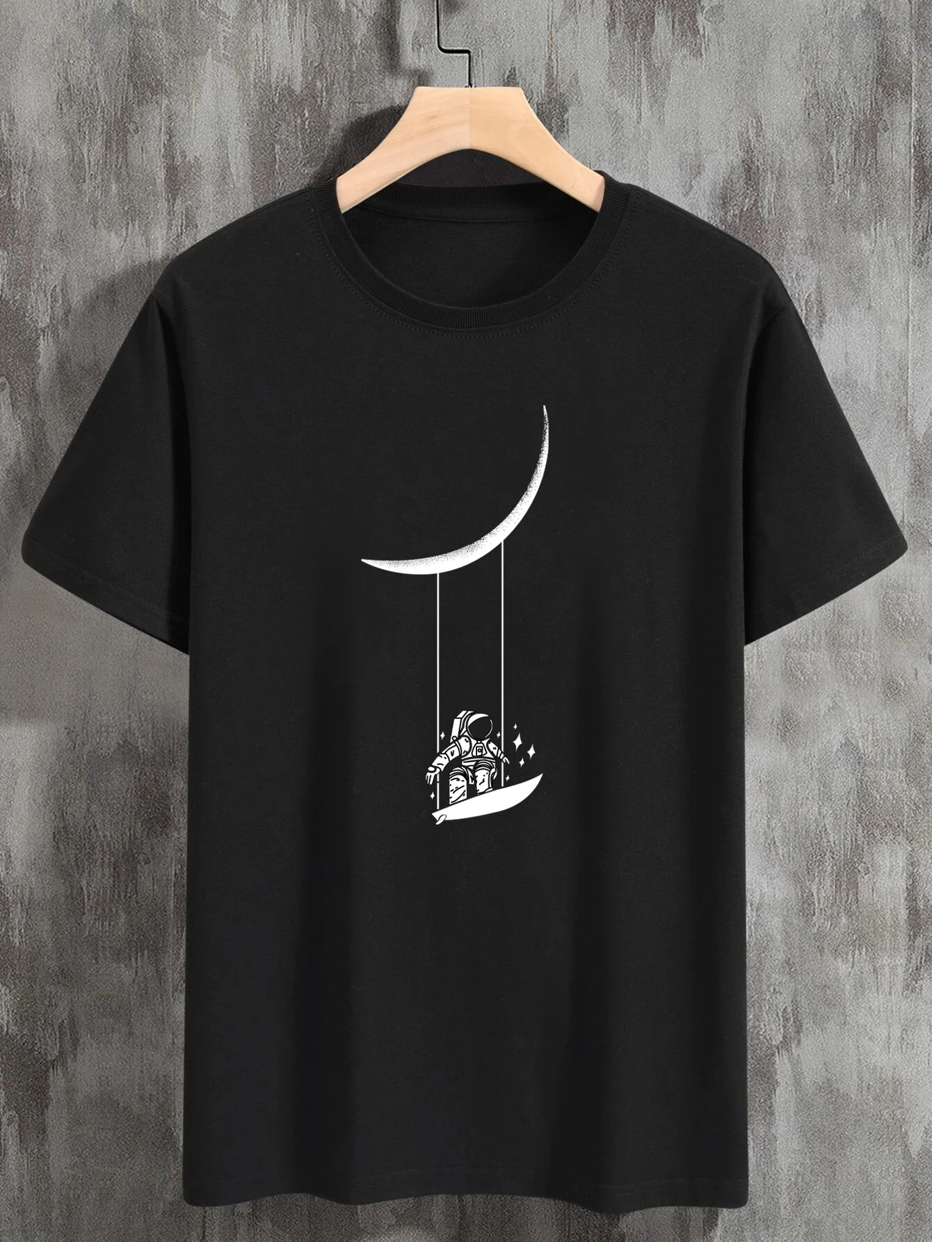 

Astronaut Moon Swing Print Men's T-shirt, Crew Neck Short Sleeve Tops, Graphic Tee Men's Clothes Summer, Men's Outfits