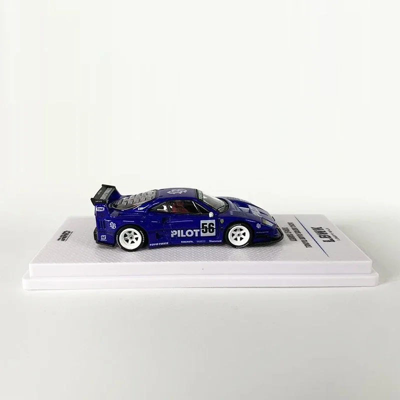 Модель автомобиля INNO 1:64 F40 LBWK металлический спортивный автомобиль автосалон 2024