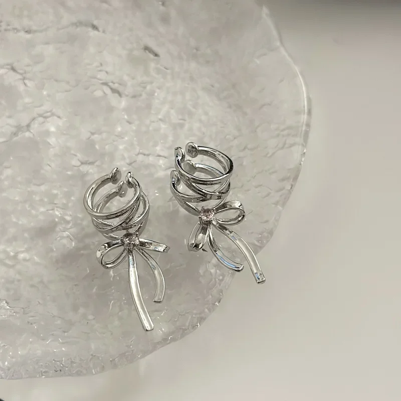 Клипсы для ушей MOONBIFFY розовые