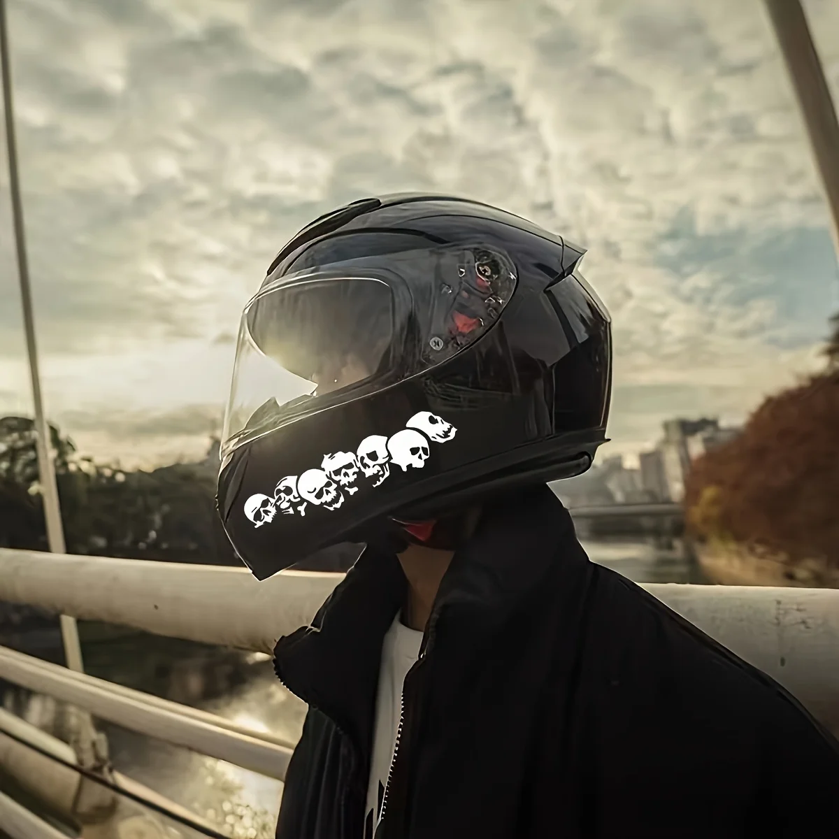 

Набор Из 2 Разноцветных Наклеек С Черепами, Водонепроницаемые ПВХ-стикеры Для Мотоциклетных Шлемов, Автомобильных Топливных Б...