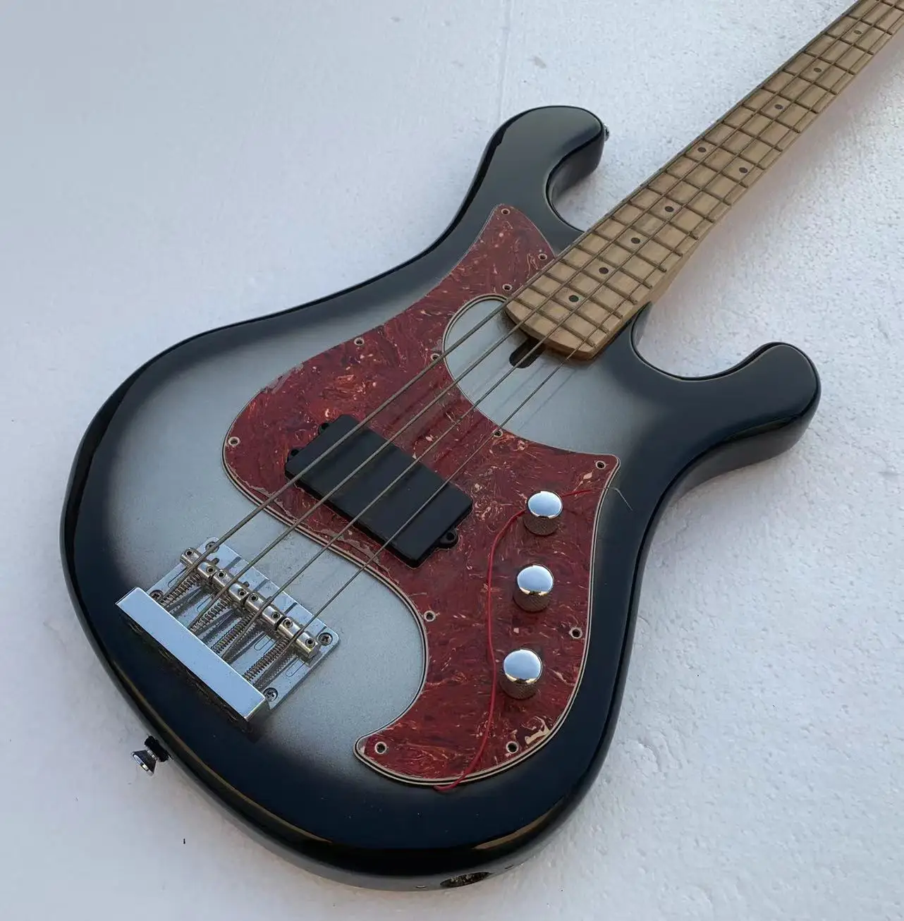 DIY D под заказ 4 струны электрическая бас-гитара с деталями оригинальные Hardwares Active