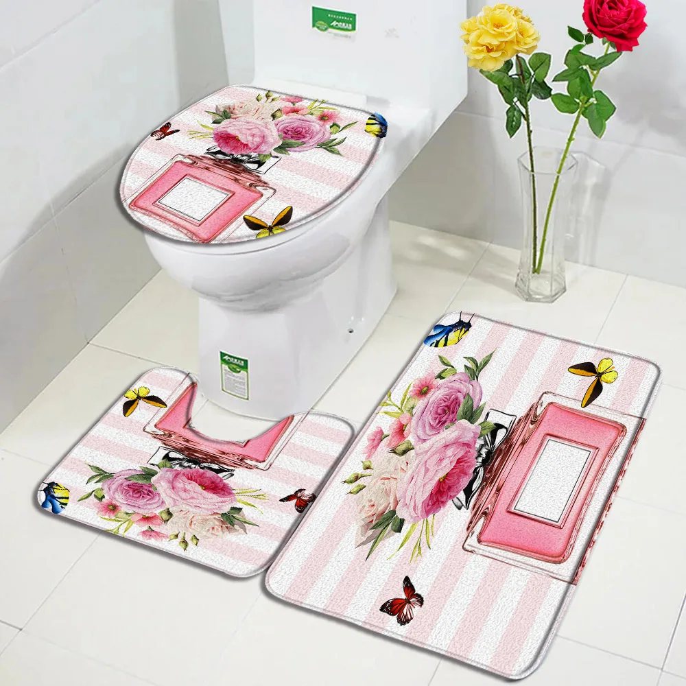 Набор ковриков для ванной комнаты с розовыми цветами и рисунком в черно-белую