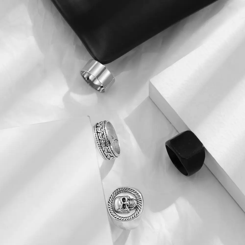 

4Pcs/set Gothic Silver Color Rings Skeleton Rings for Punk Ring Set Portrait Couple Finger Buckle Unisex Jewelry Accessories