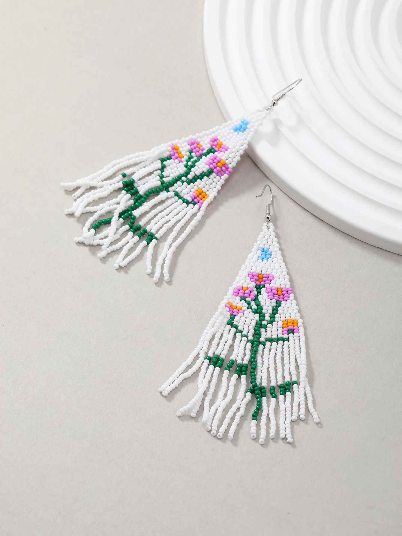 Bohemian Beaded Earrings Tassel Fashion Earring for Women Handmade Geometric Flower Pattern Ear Rings Summer Jewelry