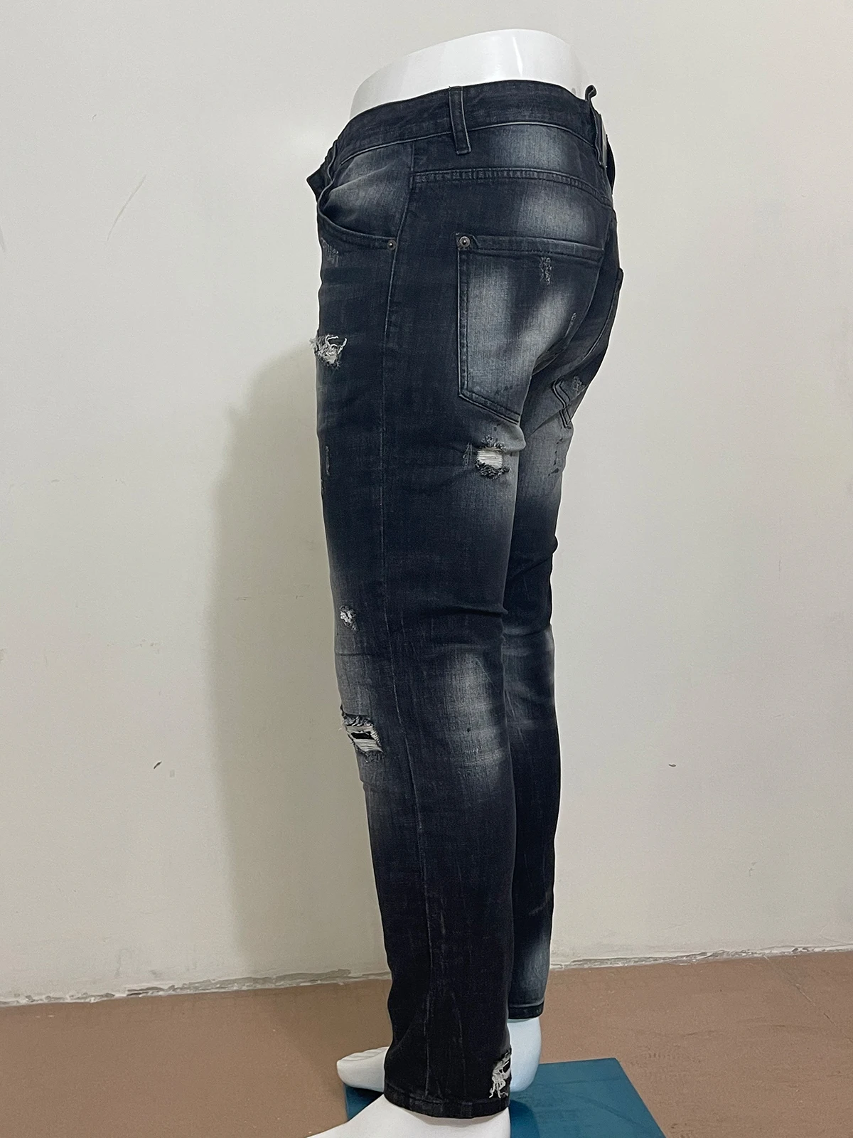 2023 new jeans man d 2 Jeans Black Gray washable micro bullet slim casual tide holes cut daily