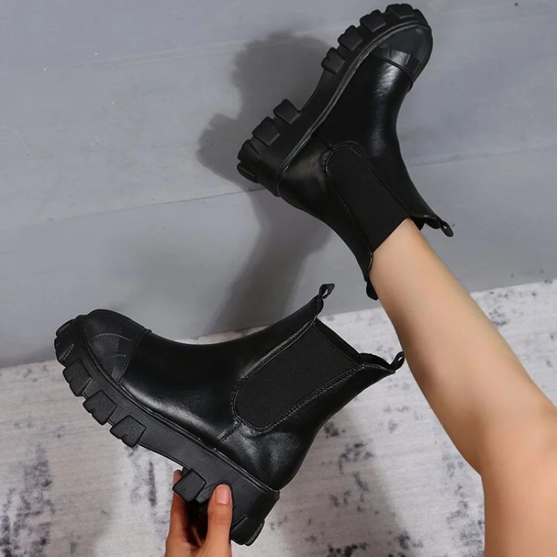New Platform Plus-size Martin Boots, Women's Smoker Boots, British-style Sleeve-footed Chelsea Boots