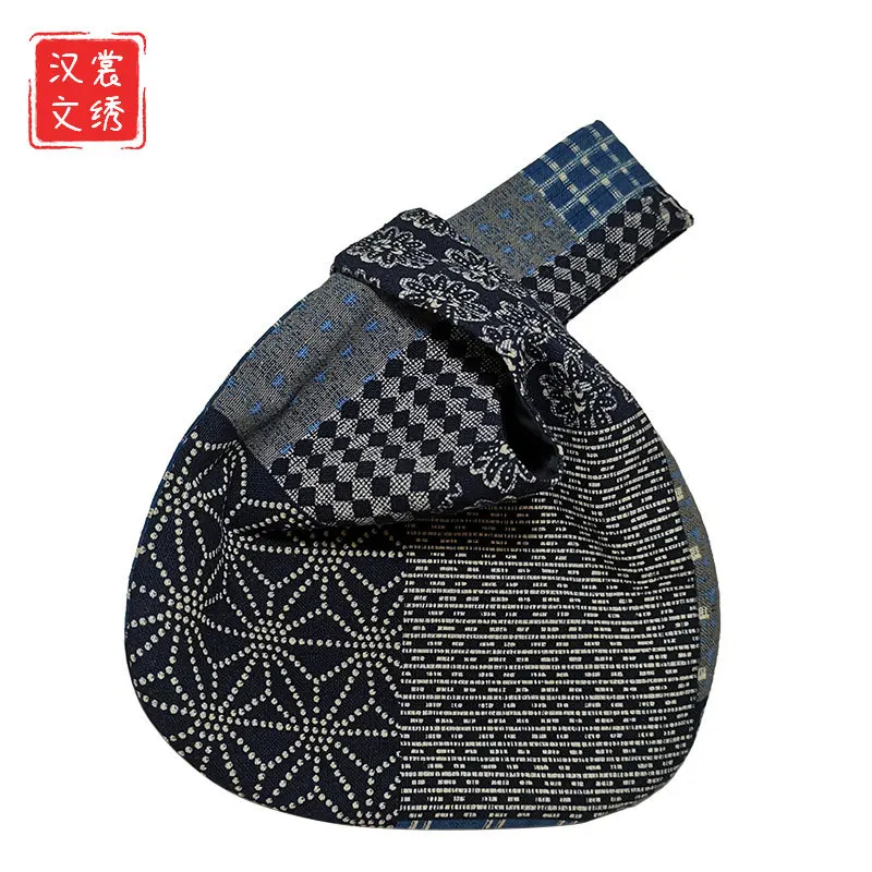 2023 Spring Chinese Style and wind patchwork wrist bag original portable coin purse mobile phone bag Thanksgiving gift W415
