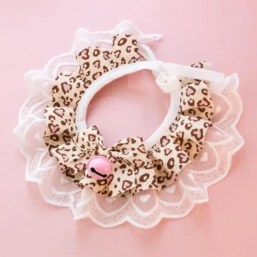 

Good Pet Collar Creative Pattern 2 Colors Bow-knot Style Pet Saliva Bib with Bell Pendant Dog Bandanas Pet Bib