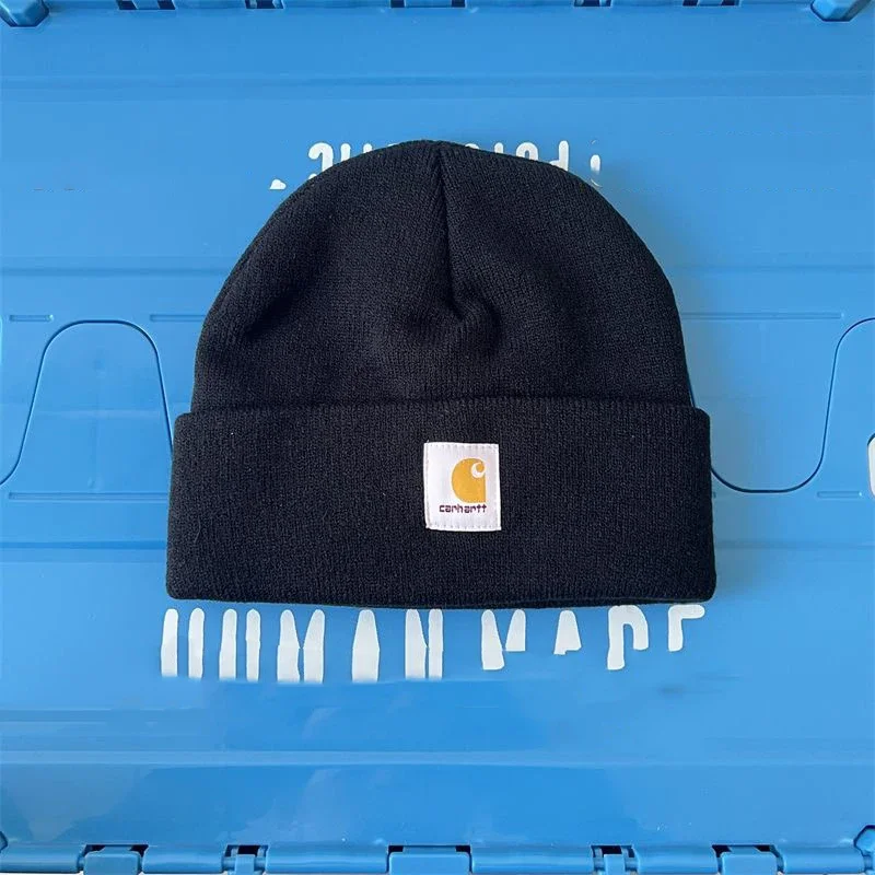 Рисунок 4 - Классическая теплая вязаная шапка c-carharttes