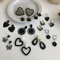 vintage big black heart earrings for women exaggerated simple fashion black love heart flower round earrings party jewelry gifts
