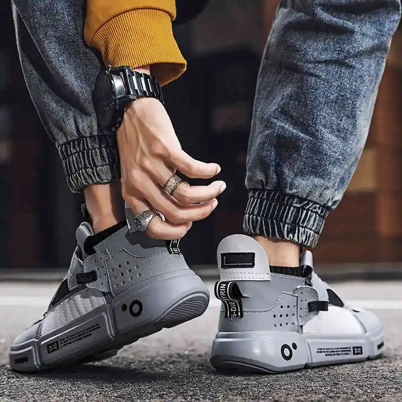 

High Tech Men's Winter Sports Shoes 2022 Wholesale Safty Shoes Man Promotion Winter Boots 2022 Women's High Top Sneakers Tennis