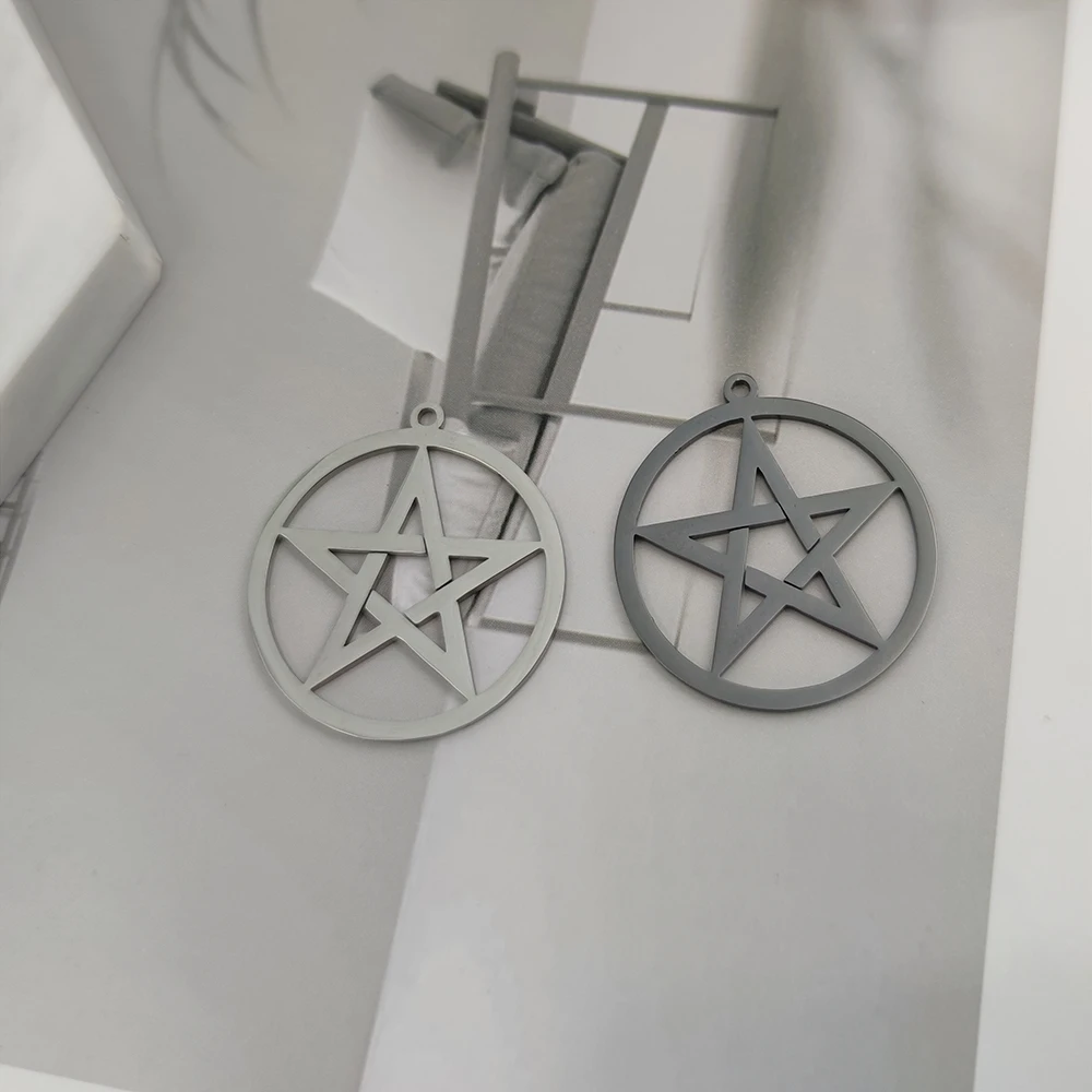 

5 Pcs Women Round Hollow Star Gold Stainless Steel Charms Pendants Wholesale for Necklace Earring Diy Jewelry Making Accessories