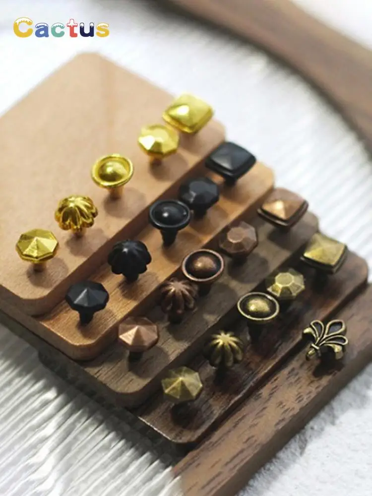 

1 шт. 1:12 миниатюрный ящик для кукольного домика ручка для шкафа Цветочная круглая форма Мебель для шкафа декоративная игрушка