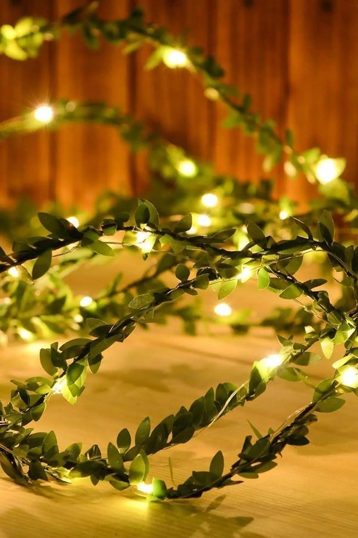 

Wire Leaf Strip Artificial Crown Ivy ornament 3mt 3mt Led