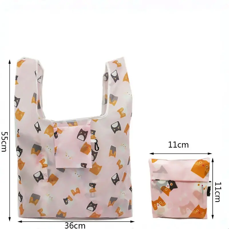 

Вместительная сумка-тоут с мультипликационным принтом