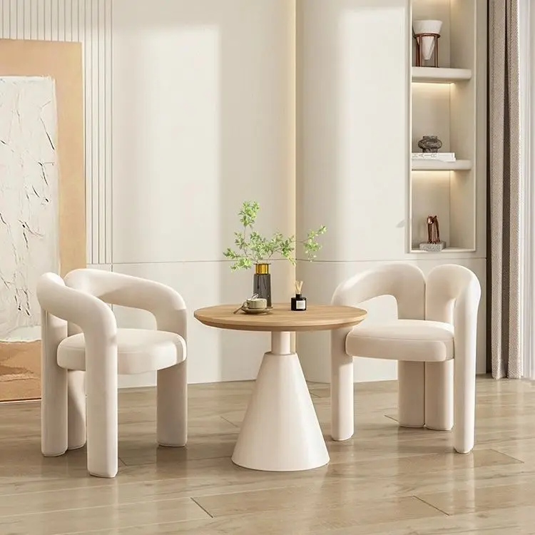 

Кофейный столик в кремовом стиле, маленький, для гостиной, дивана, боковой столик, угловой, для балкона, отеля, чайный столик из массива дерева, обеденный стол для столовой