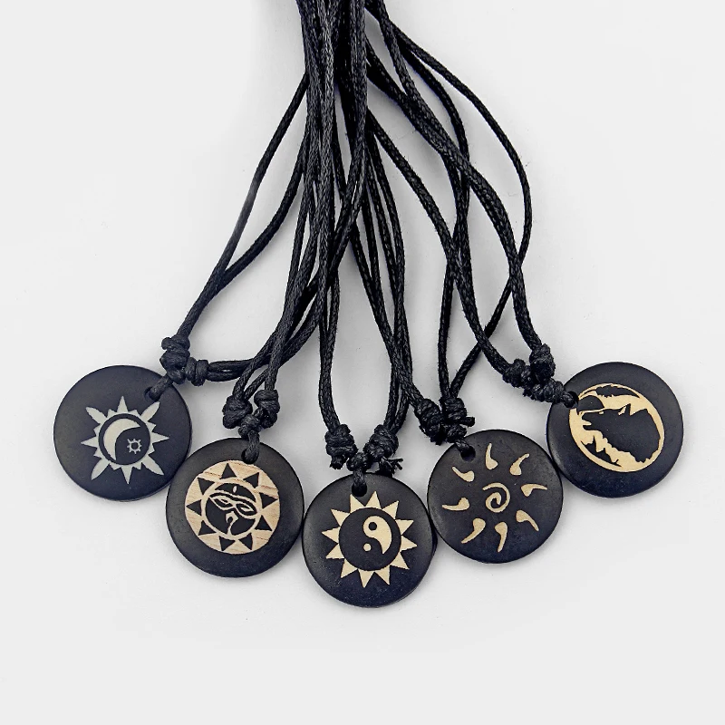 

12pcs/lot Tribe Sun Pattern Resin Pendant Necklace Yoga Amulet Lucky Charms Necklace Fashion Trend Jewelry Wholesale