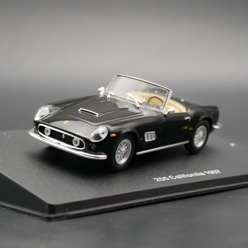 1/43 Alloy Die Casting Simulation Car Model ixo Ferrari California 1957 Convertible High-end Collection Ornament Gift