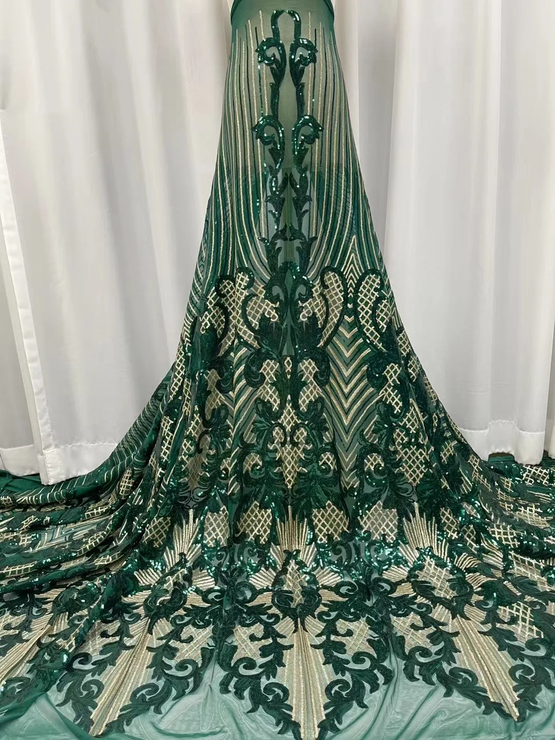 

5 Yards African Sequins Lace Fabric 2022 High Quality French Embroidery Tulle Lace For Women Evening Party Clothes Dresses Sew