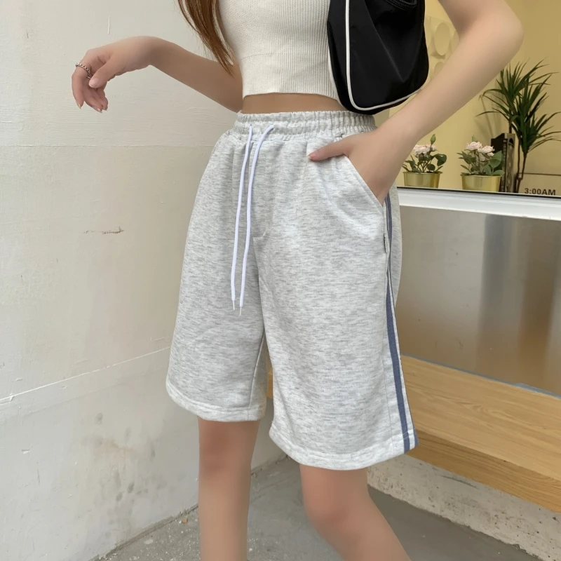 

Korea Ulzzang Kpop Beach Shorts Women Y2k loose Casual Vintage Harajuka Side stripe High Waist fashion High Street Casual Shorts