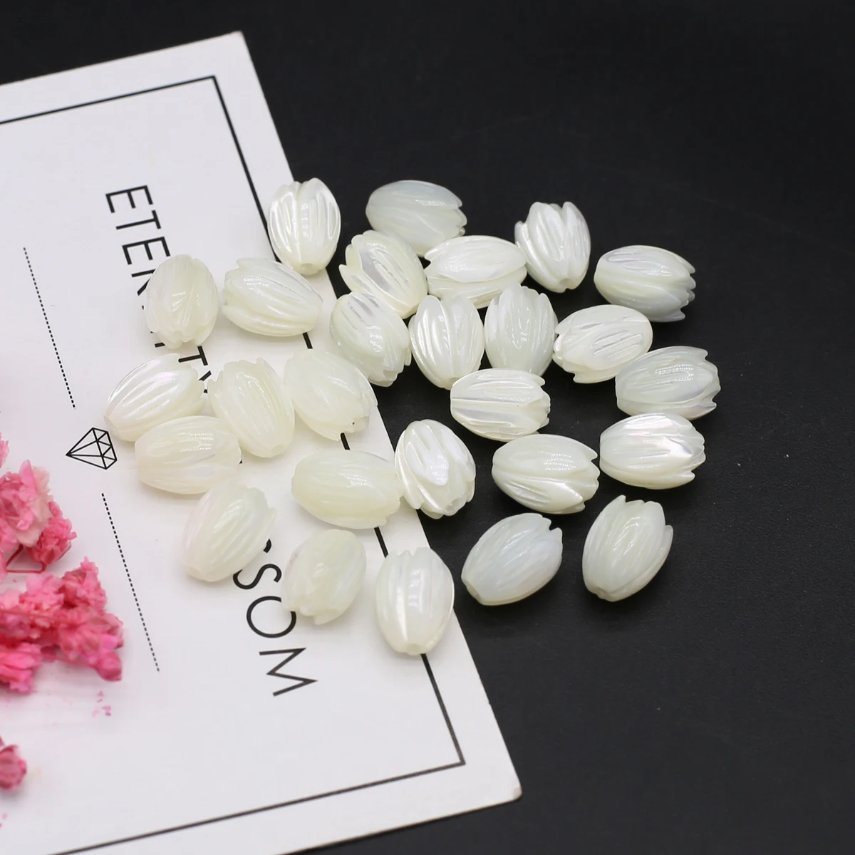 

DIY Mini Shell Beads White Shell Flower-Shaped Isolation Bead For Jewelry Making DIY Necklace Bracelet Earrings Accessory
