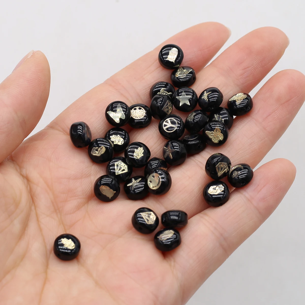 

Natural Round Black Shell Loose Spacer Beads 18 Golden Pattern for Jewelry Making DIY Necklace Bracelet Accessories 8mm