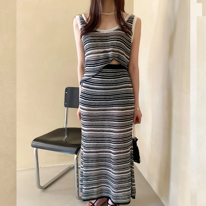 

Round Neck Korean Style Chic Striped Sleeveless Vest Retro Summer Thin Ice Silk Knitted Beautiful Straight Skirt Two-Piece Set