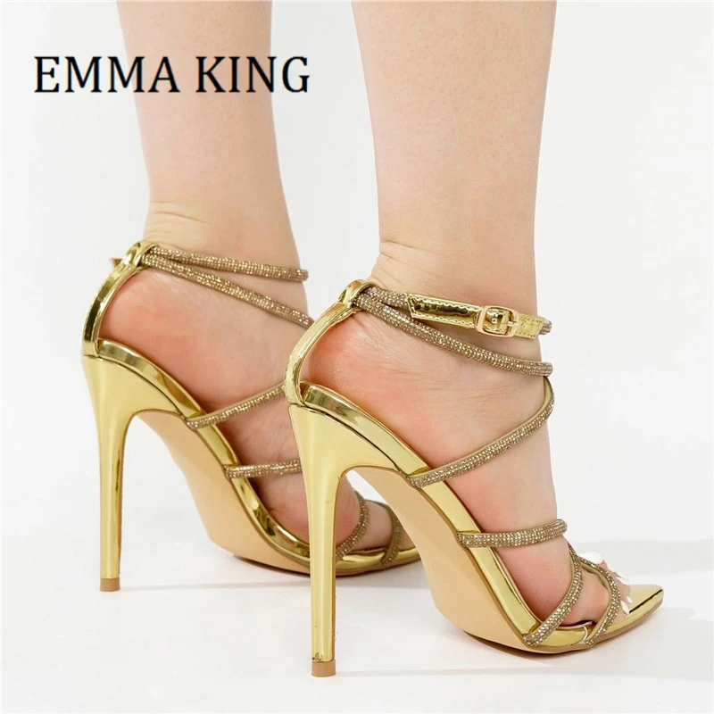 Женские босоножки-гладиаторы с острым носком и ремешком на щиколотке