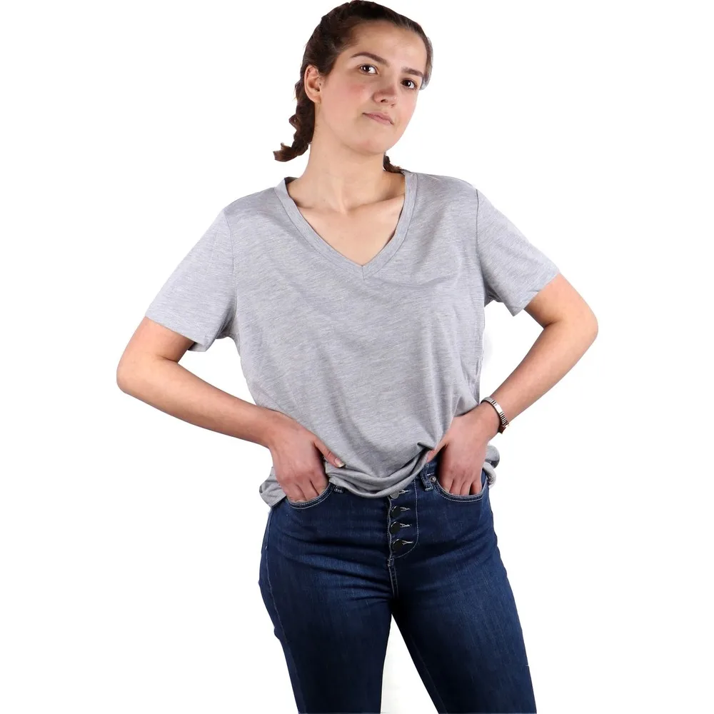 

Women Gray V Neck Short Sleeve T-Shirt t shirt y2k top nostalgic summer women t-shirt anime bluz