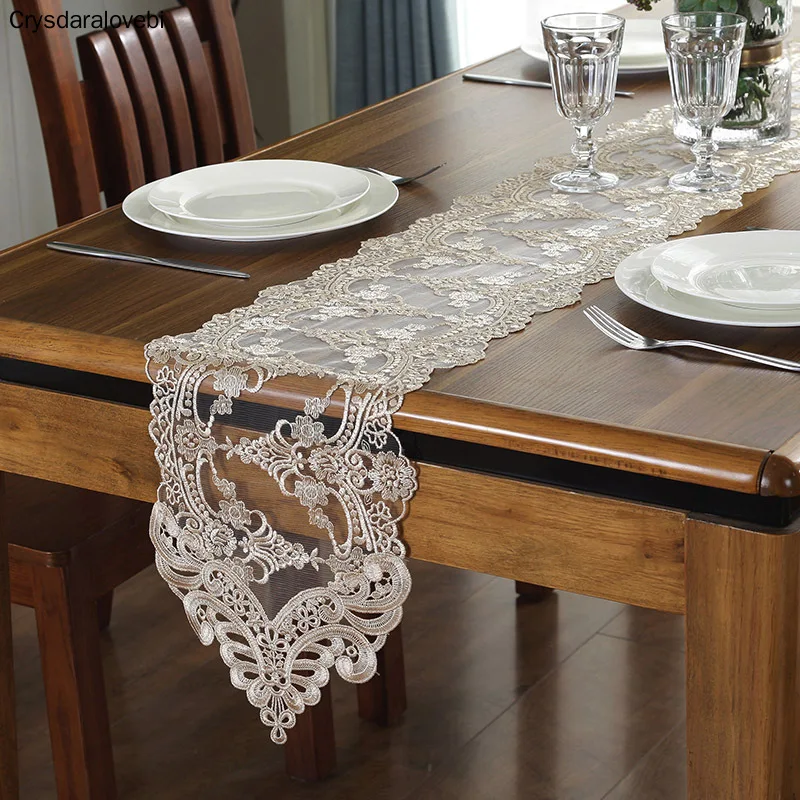 

White Lace Table Runner European Luxury Wedding Table Cloth Decoration Floral Table Cover Vintage Look Birthday Party Supplies