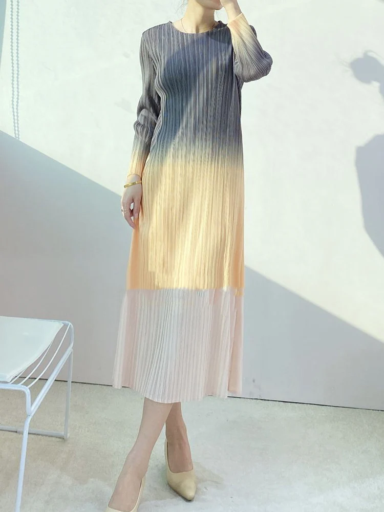 

Miyake Pleated Dress Woman Hit Color Straight Elastic Waist Long Sleeve Casual Style Female Clothes 2022 Summer Fashion Women