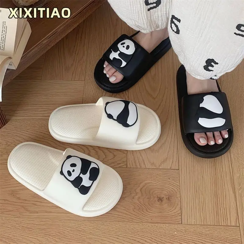 Panda Slippers Women Men shoes Women'S home slippers Thick Platform Soft Sole Cute cartoon ladies Flip flop Zapatillas Chaussons