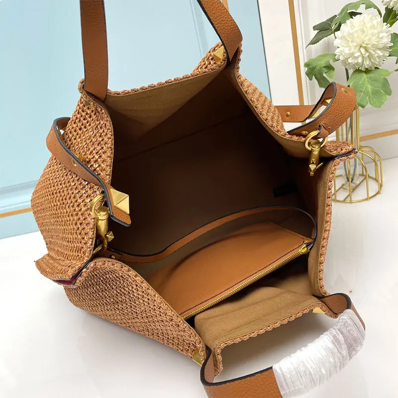 Straw Woven Tote Bag Large Capacity Travel Shopping Bags High Quality Leather Canvas Handbag Fashion Design Shoulder crossbody